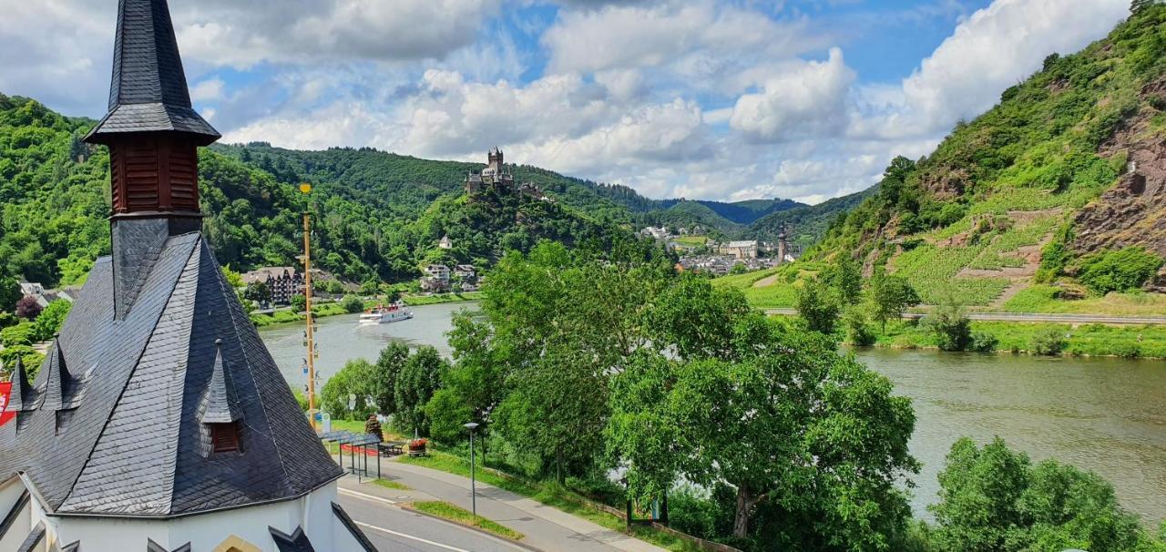 Hotel "Zur Schoenen Aussicht" Cochem Exteriör bild