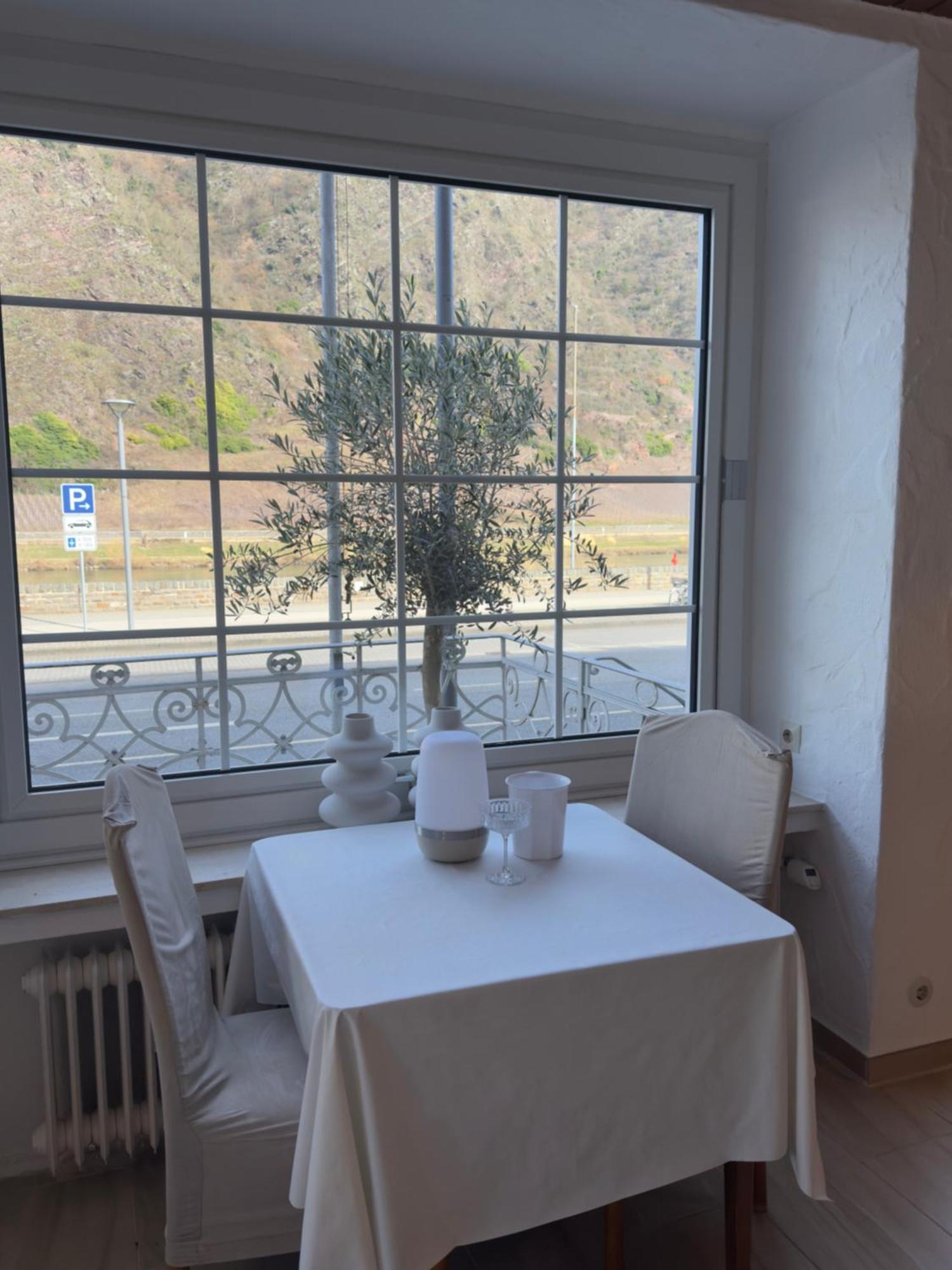 Hotel "Zur Schoenen Aussicht" Cochem Exteriör bild
